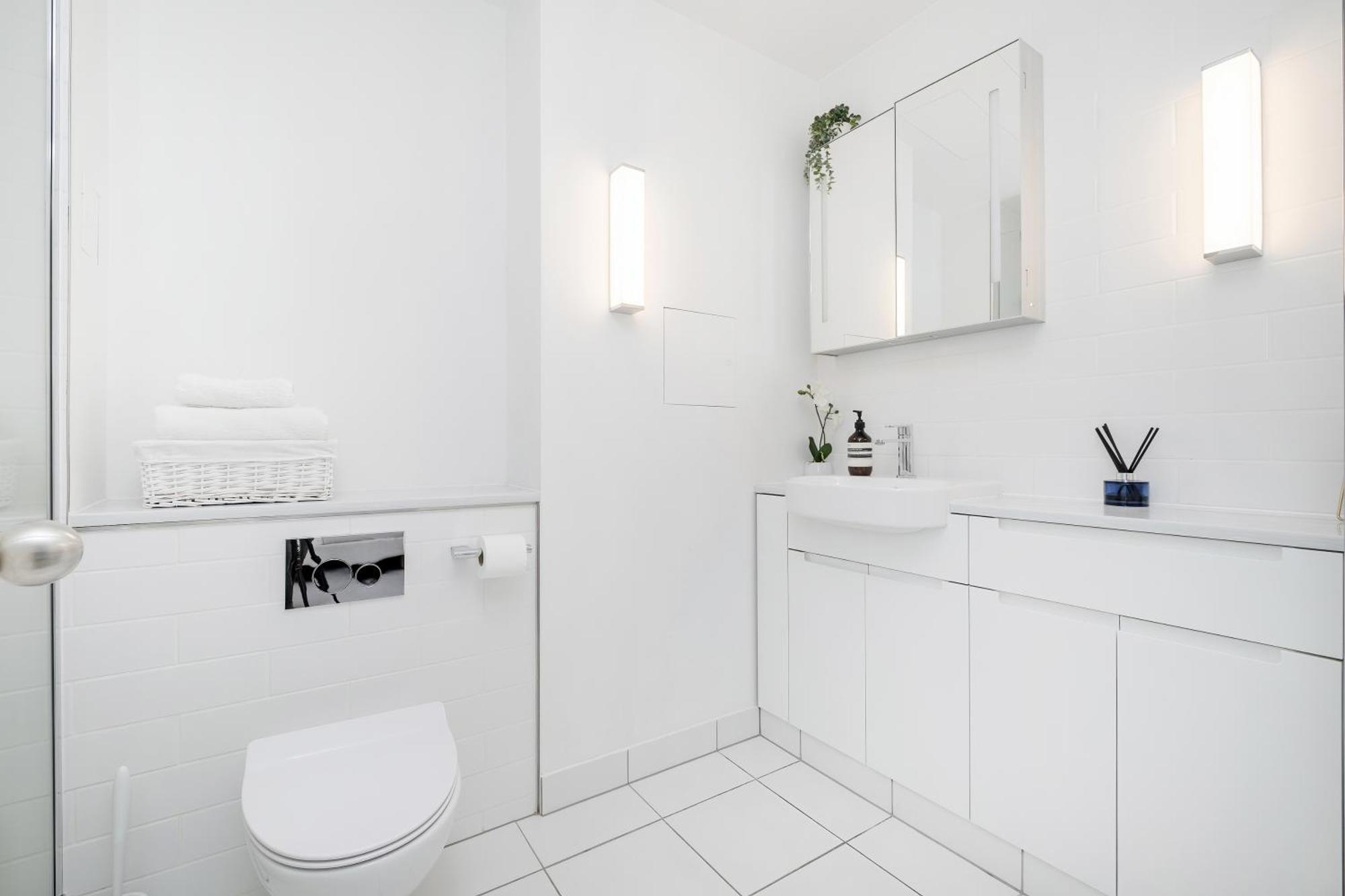 Luxury Central Mayfair Townhouse With A/c 3br 3ba Holiday home *