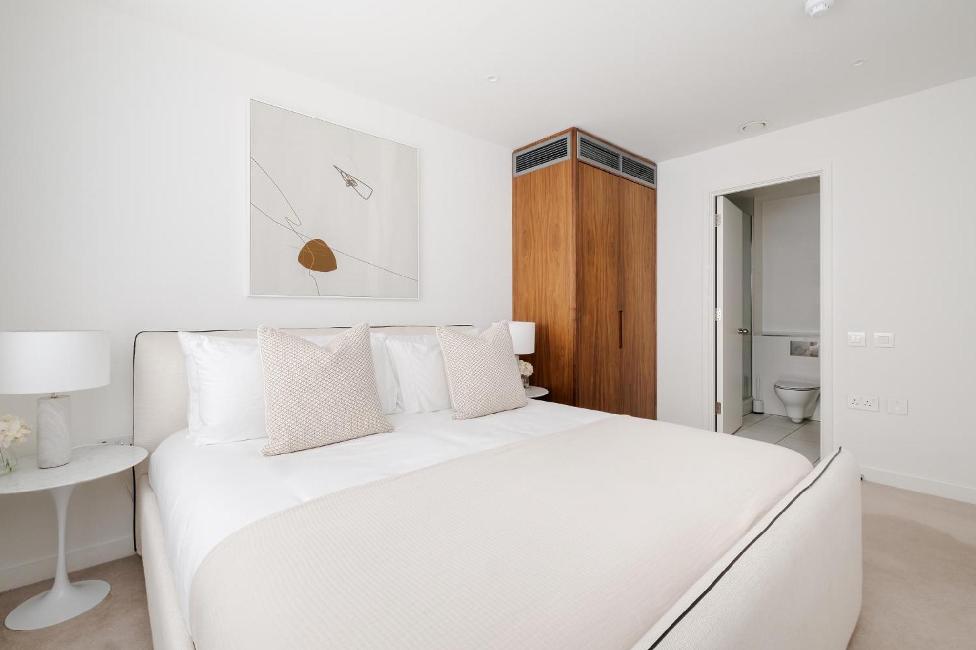 Luxury Mayfair Townhouse With A/c 3br 3ba Casa de férias *