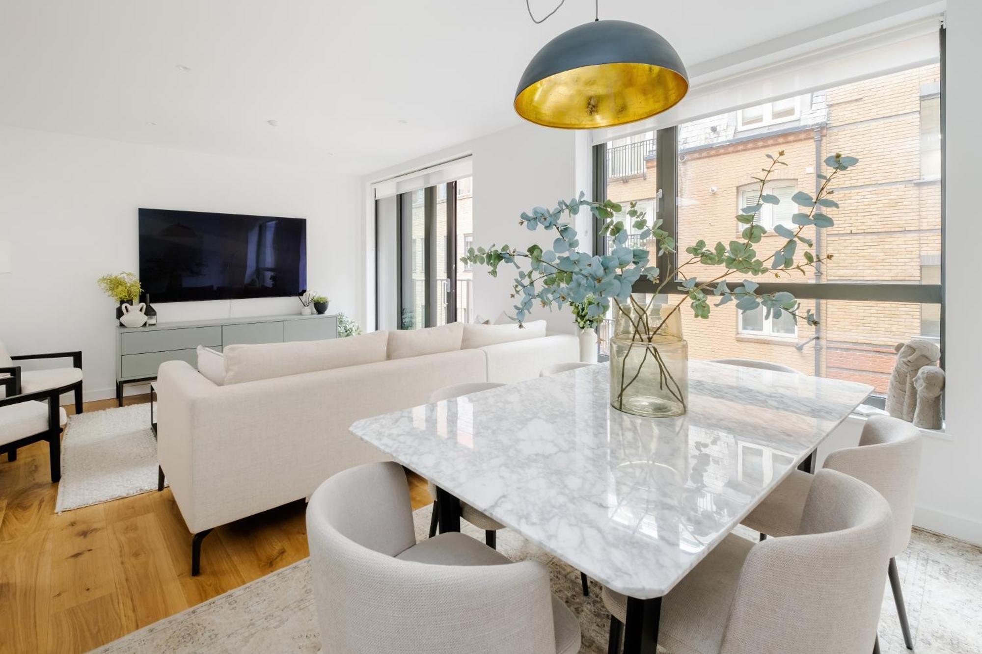 Luxury Mayfair Townhouse With A/c 3br 3ba Casa de férias